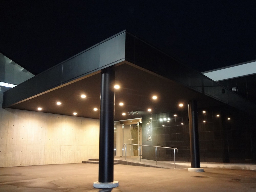 Namari Onsen Kokoronotoki Jusangatsu — 4-Star Luxury Hotel in Hanamaki, Japan