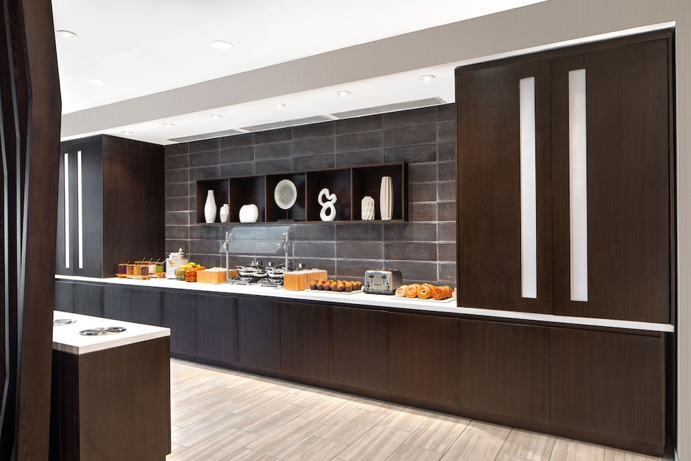 SpringHill Suites by Marriott Columbia near Fort Jackson - photo 20