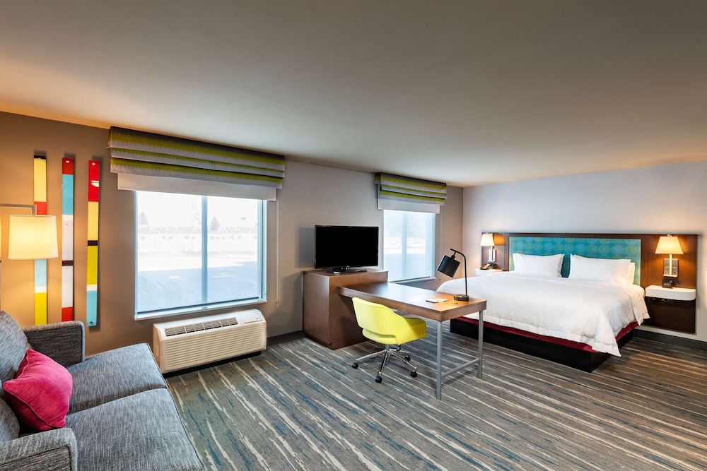 Hampton Inn & Suites Keller Town Center - photo 12