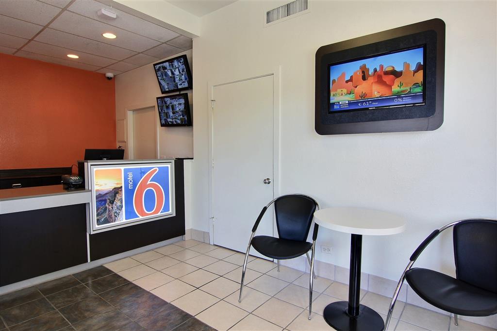 Motel 6 Austin TX Central Downtown UT - photo 26