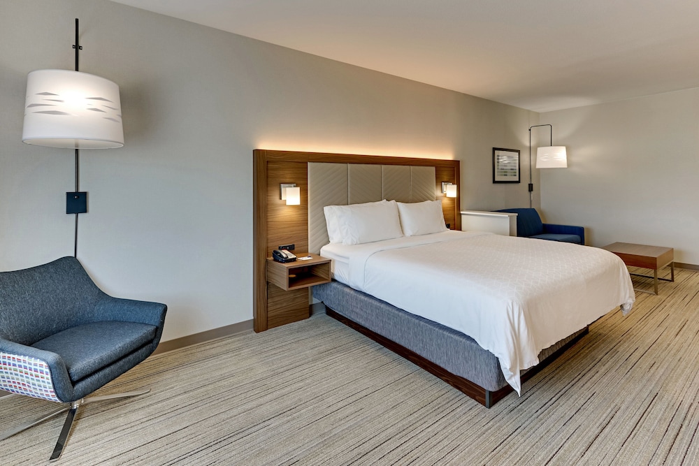 Holiday Inn Express Hotel & Suites Weatherford by IHG - photo 28