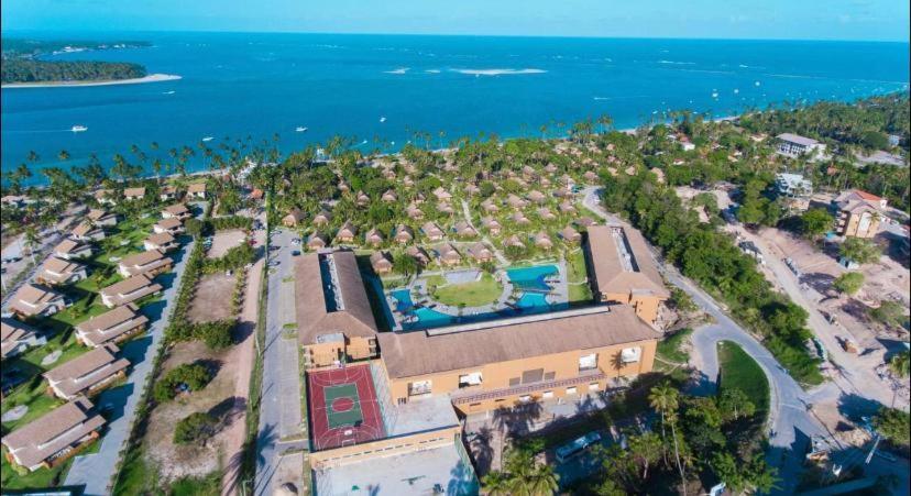 Flat Eco Resort Praia dos Carneiros — 4-Star Luxury Hotel in Tamandare, Brasil