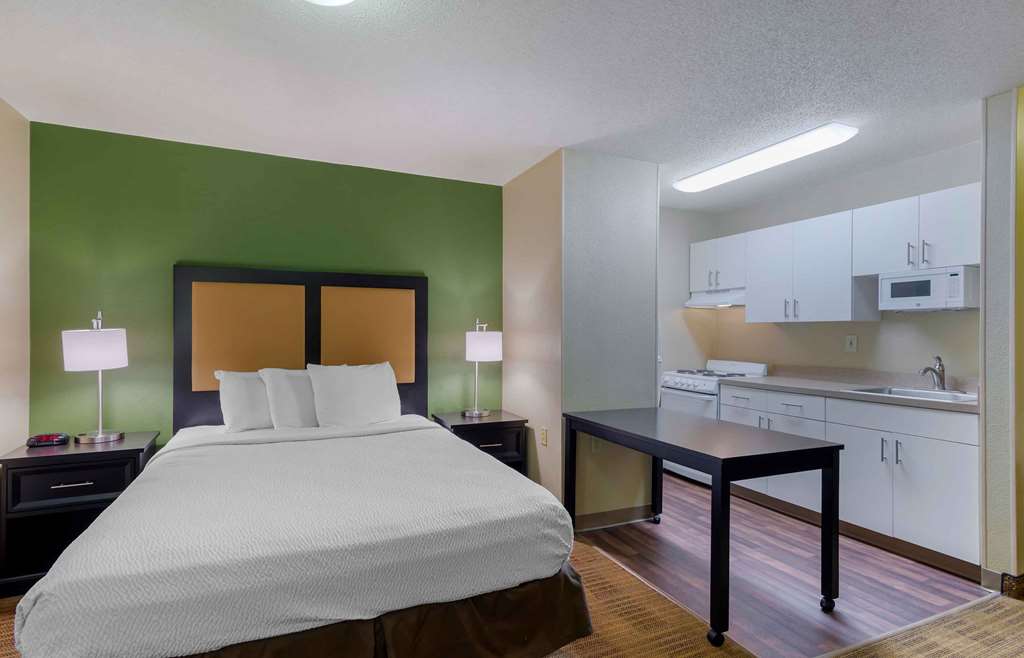 Extended Stay America Select Suites Atlanta Vinings - photo 6