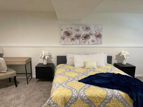 Escape to Tranquility in our Spacious 4 Bedroom Retreat — 4-Star Luxury Hotel in Charlotte, United States