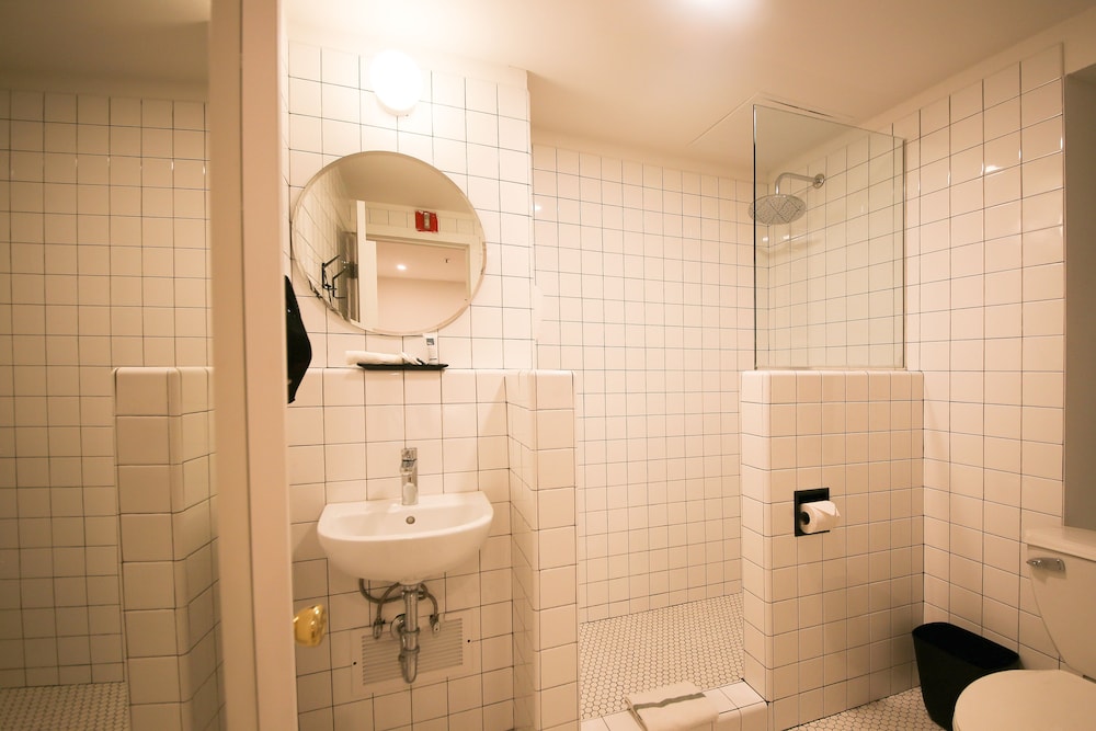 Doxie Hotel - photo 26
