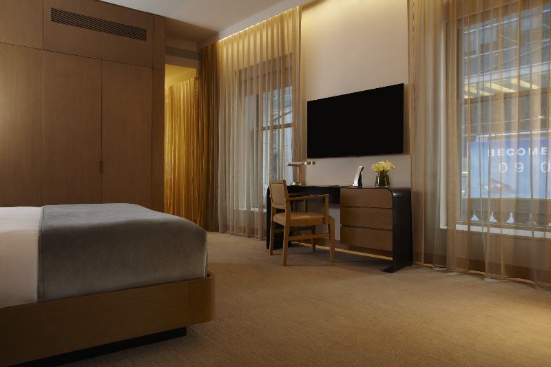 The Knickerbocker Hotel - photo 42