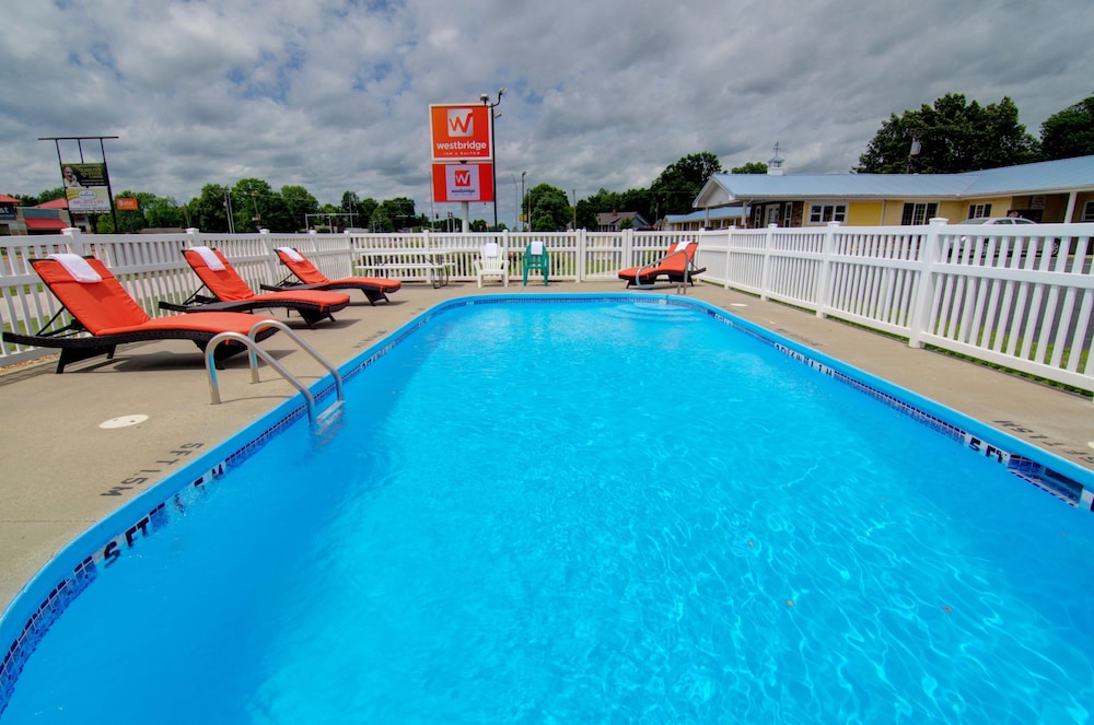 Westbridge Inn and Suites - photo 43