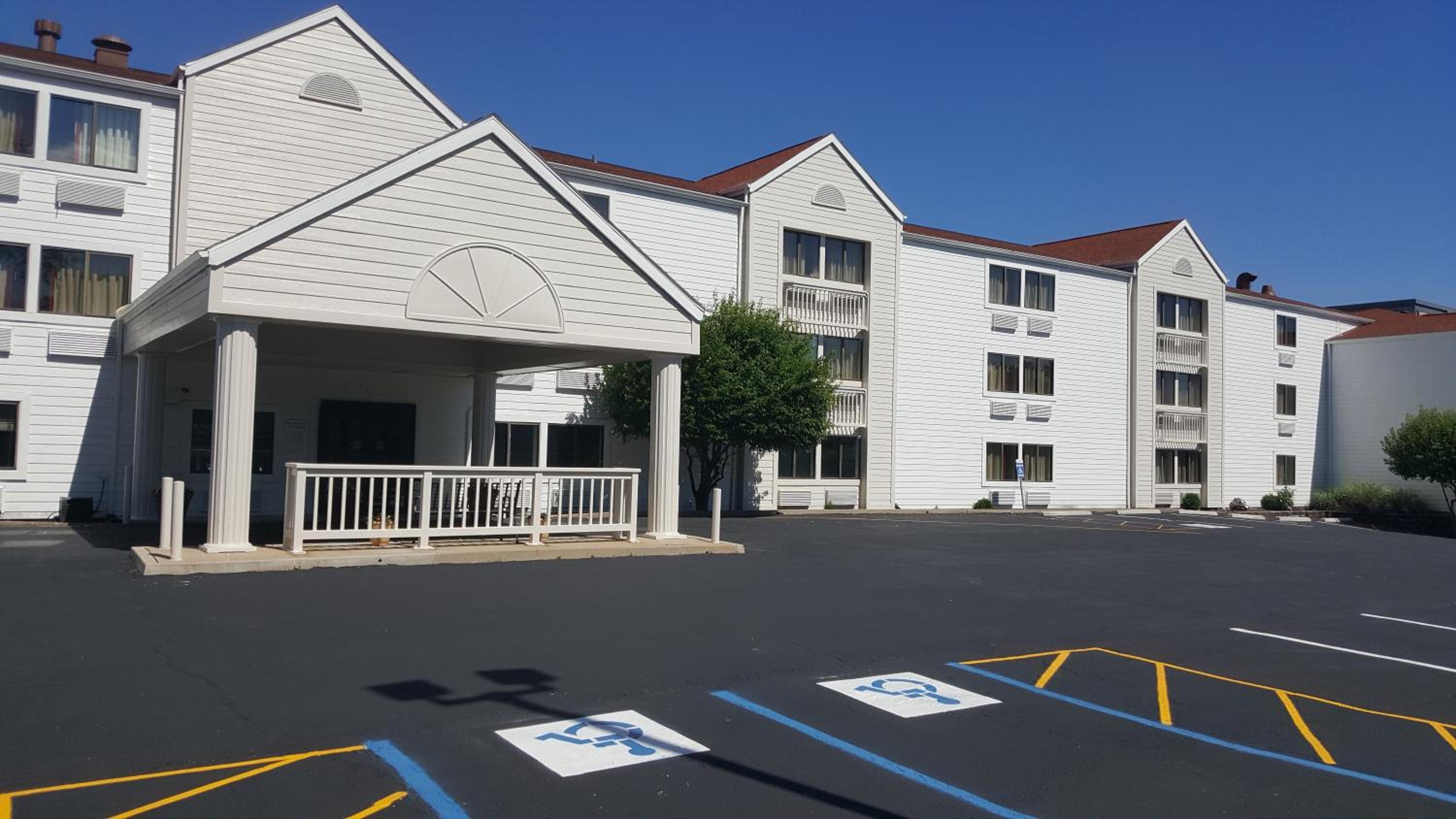 Motel 6 Maryland Heights MO - photo 25