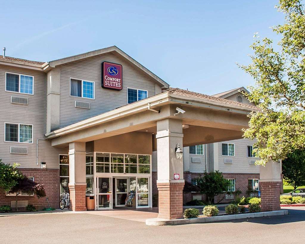 Comfort Suites Clackamas - photo 2