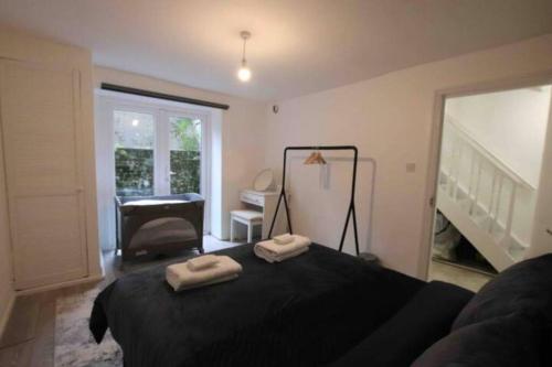 Cozy 1 Bedroom Apartment in Central London — 4-Star Luxury Hotel in London, United Kingdom