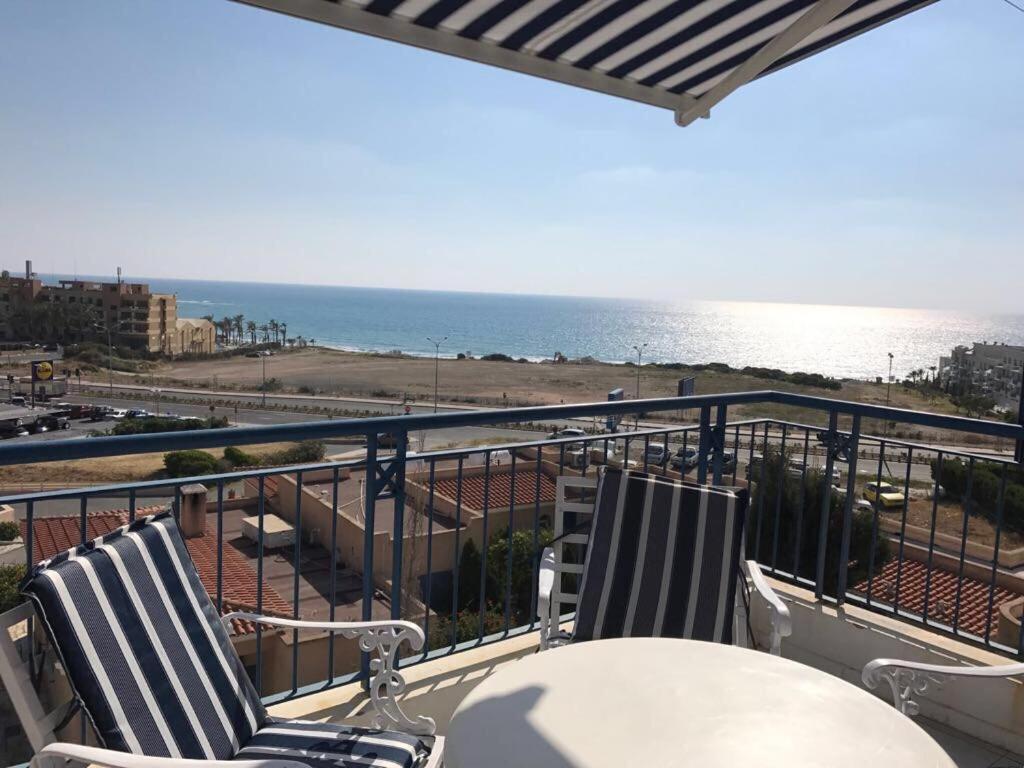Kings Palace Modern Penthouse with Incredible Sea Views