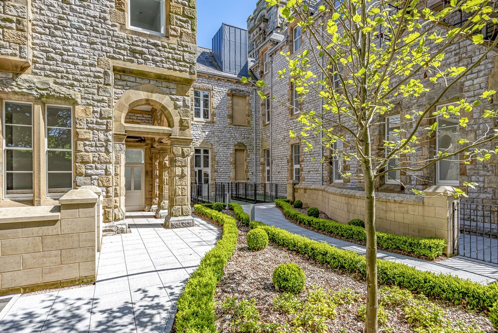Rowley House at Stone Cross Mansion — 4-Star Luxury Hotel in Ulverston, United Kingdom