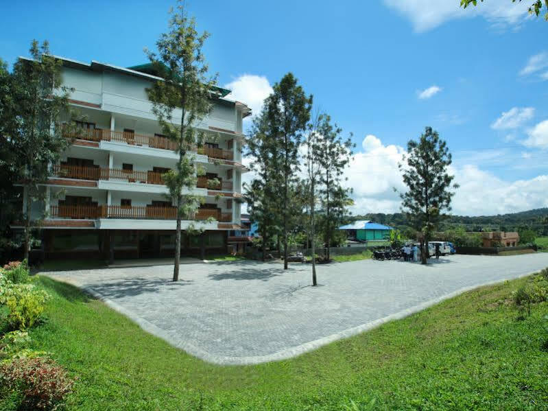 Elephant Route Thekkady in Cochin, India