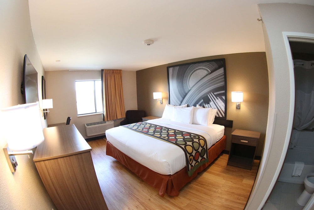 Super 8 by Wyndham Portsmouth - photo 17