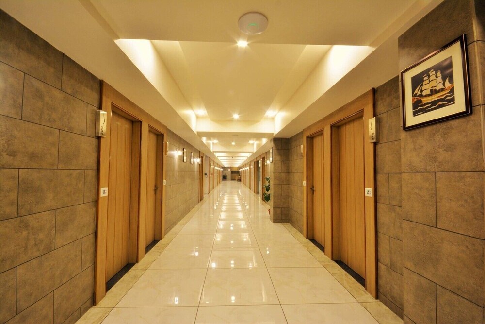 Hotel City Pride — Bhavnagar — photo 2