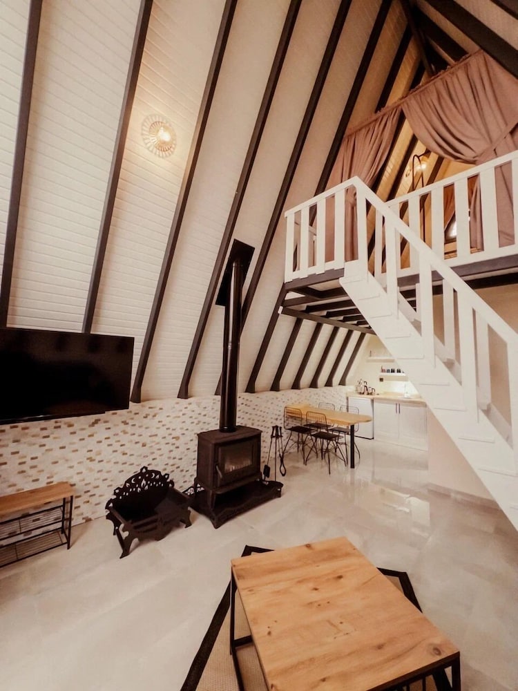 Pop Suit Bungalow — 5-Star Luxury Hotel in Adapazari, Turkey