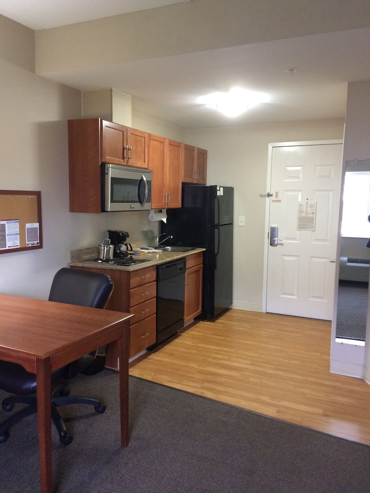 Candlewood Suites Jacksonville by IHG - photo 31