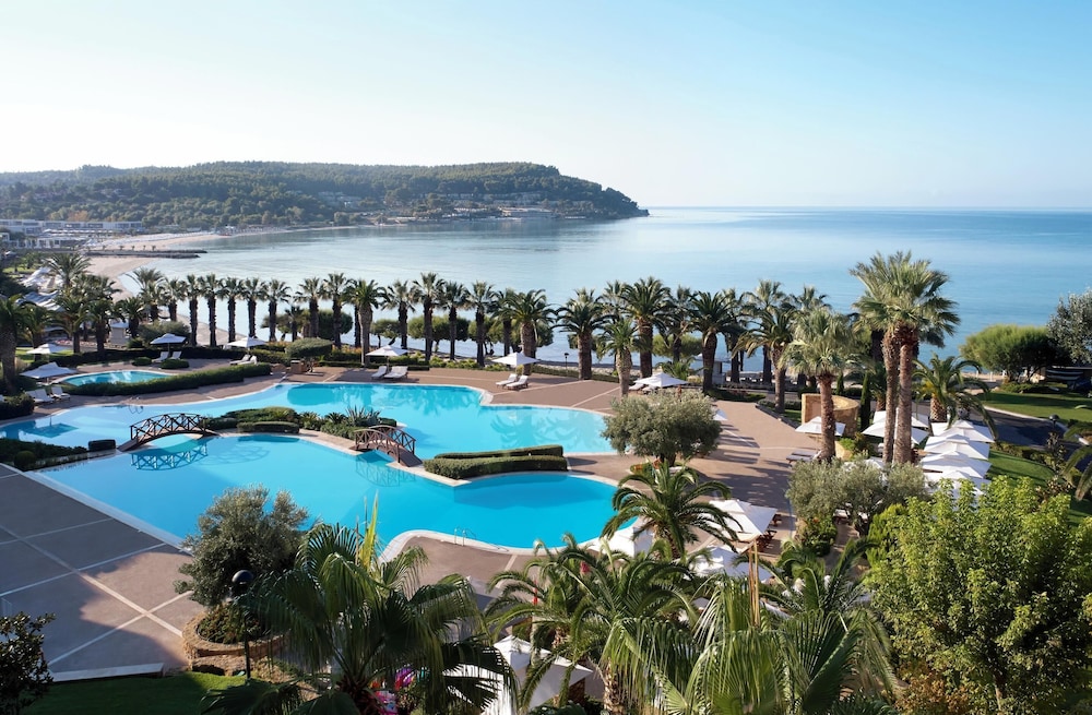 Sani Beach — 5-Star Luxury Hotel in Kassandreia, Greece