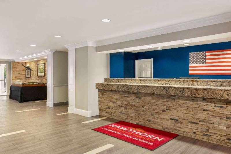 Hawthorn Suites by Wyndham Columbus Fort Benning - photo 11