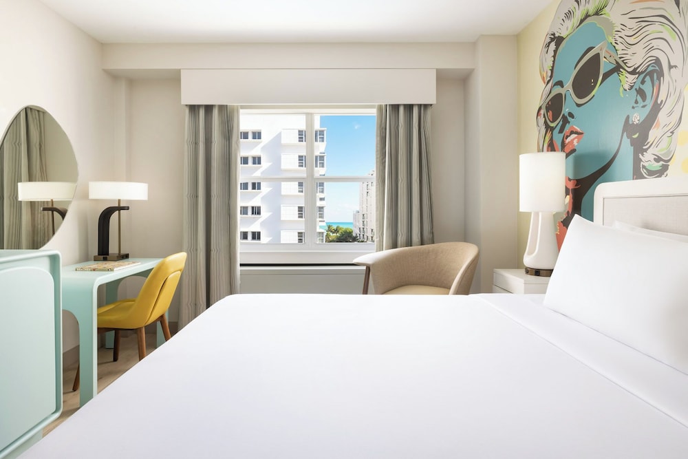 Hampton Inn Miami Beach Mid Beach FL - photo 4