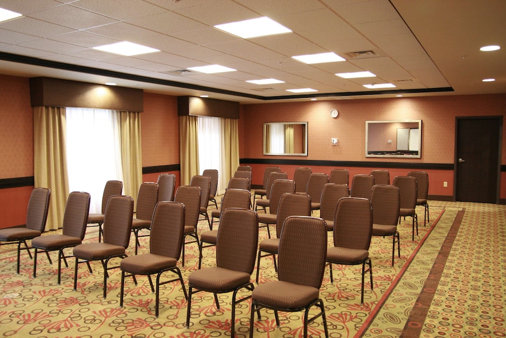 Hampton Inn & Suites Spokane Valley - photo 40