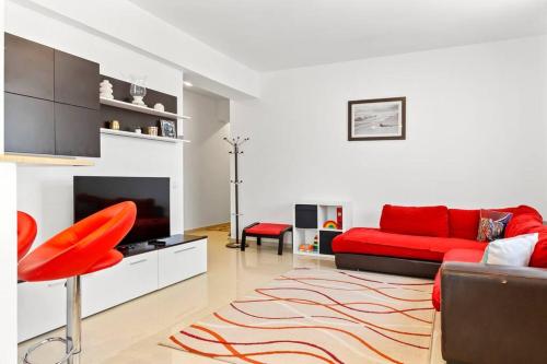 Spacious Central 3 Rooms — 4-Star Luxury Hotel in Bucharest, Romania