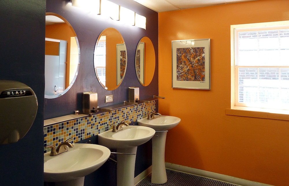 Apple Hostels - photo 15