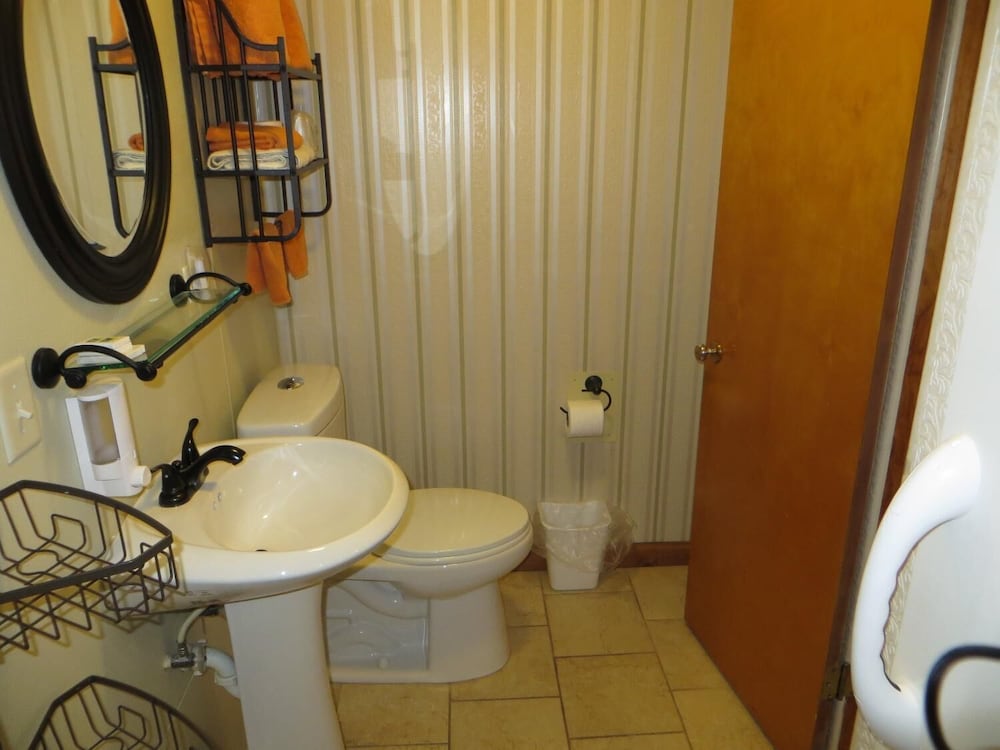 Cool Springs Inn - photo 23