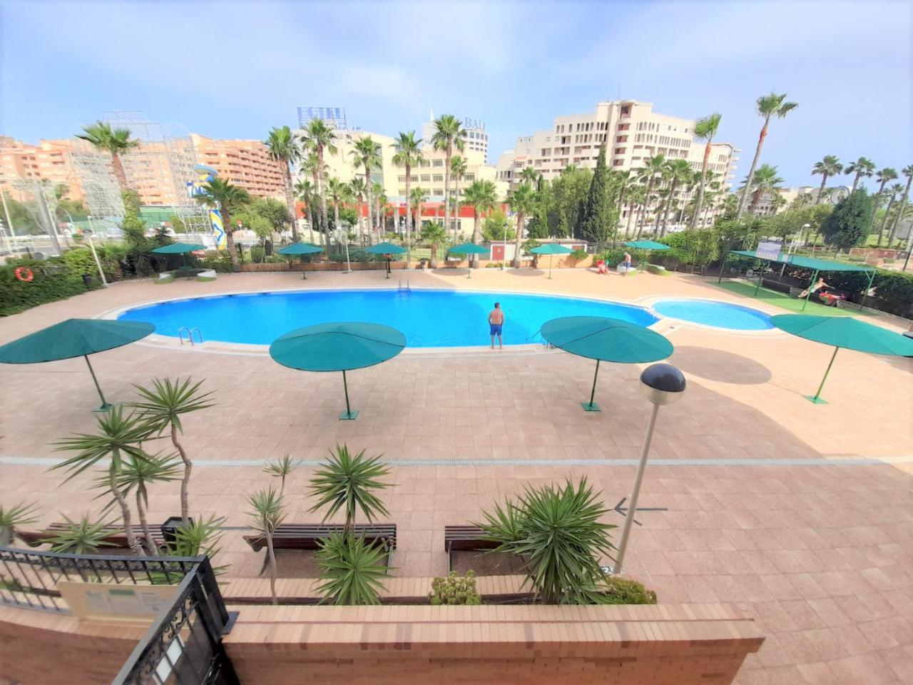 Ayf 3 Habitaciones Wifi Espacioso Y Centrico in Oropesa Del Mar, Spain