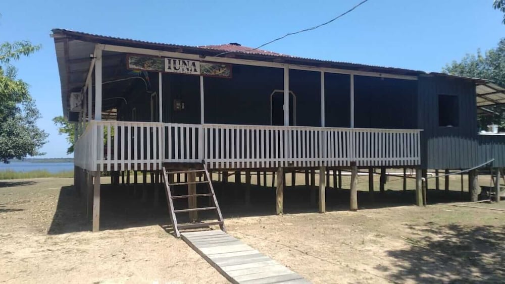 Iuna Amazon - carbon neutral hotel in Iranduba
