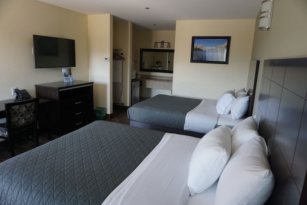 Yosemite Sierra Inn - photo 24