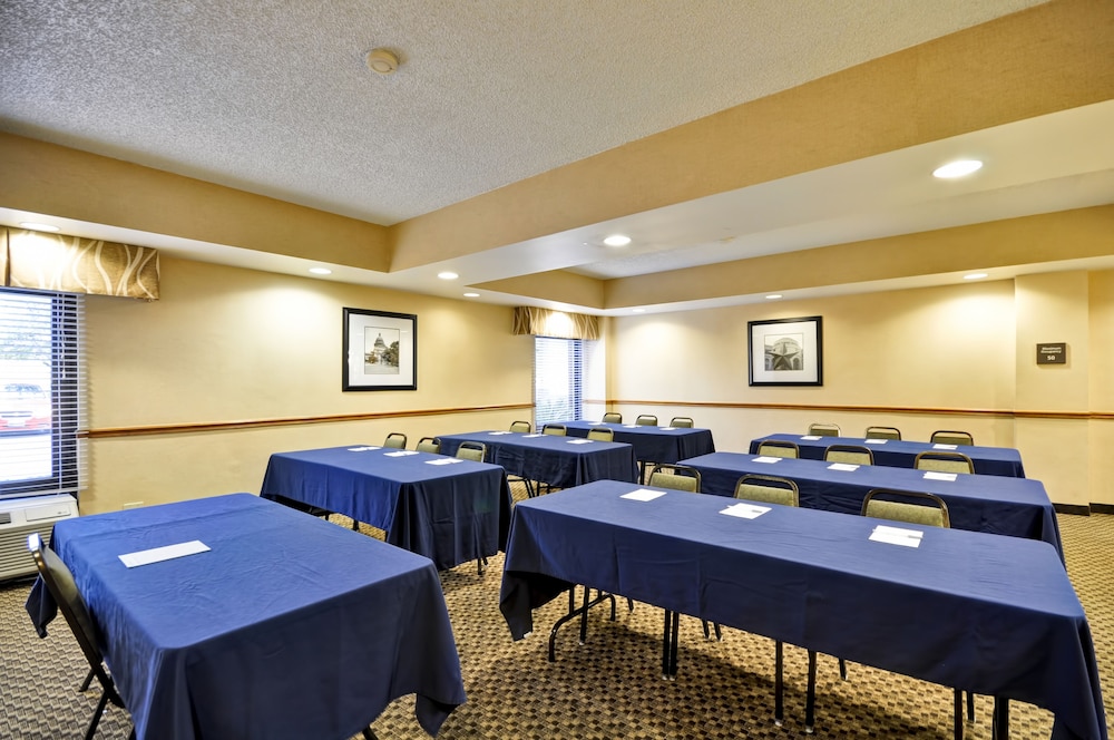 Hampton Inn Austin North @ I 35 & Hwy 183 - photo 27