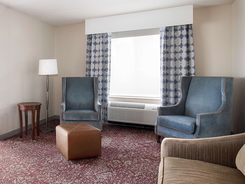 Hilton Garden Inn Cleveland Downtown - photo 13