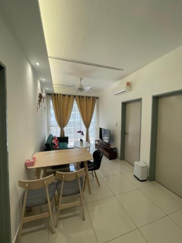 Pinnacle Sri Petaling 10 mins to Stadium and Pavillion 2 — 4-Star Luxury Hotel in Kuala Lumpur, Malaysia