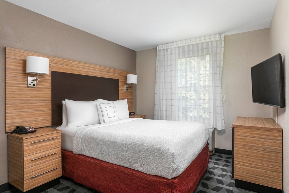 Towneplace Suites Charlotte Arrowood - photo 8