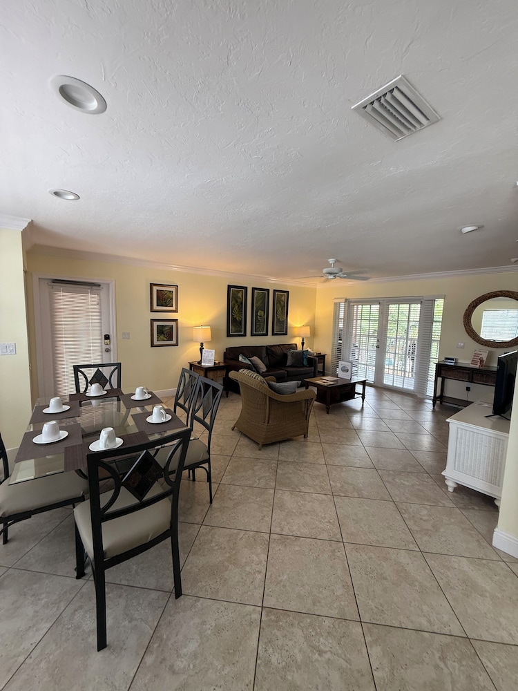 Siesta Key Inn - photo 16