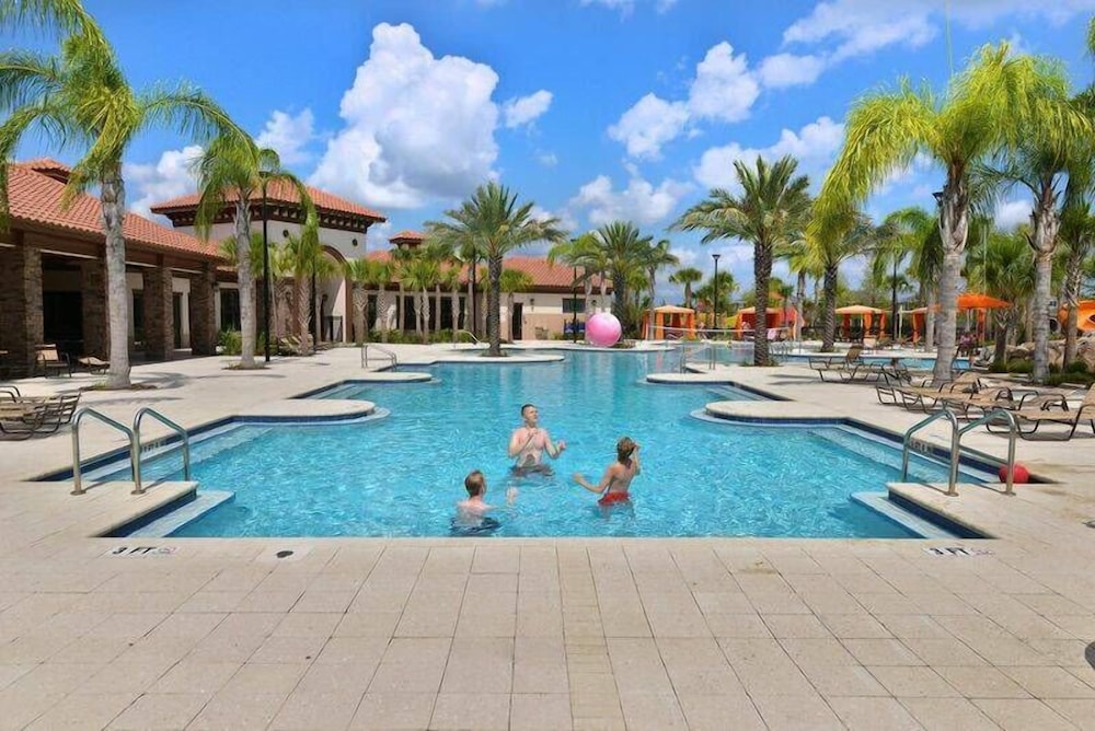 Fabulous Single Home w Pool at Solterra Resort - photo 35