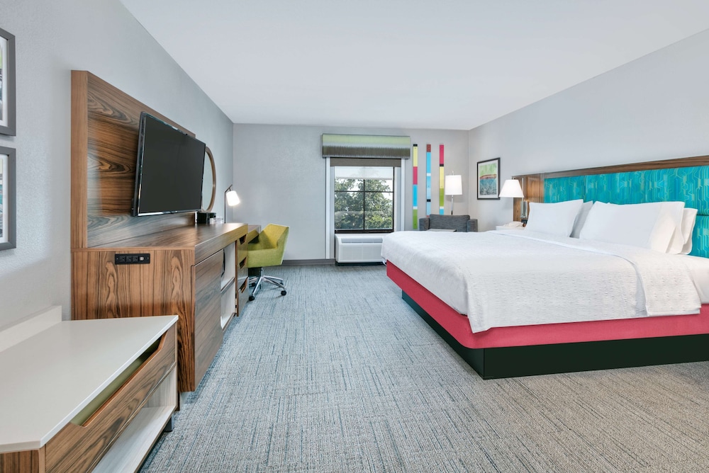 Hampton Inn Biloxi - photo 15