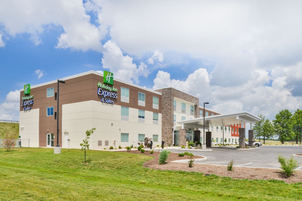 Holiday Inn Express & Suites Salem an IHG Hotel - featured photo