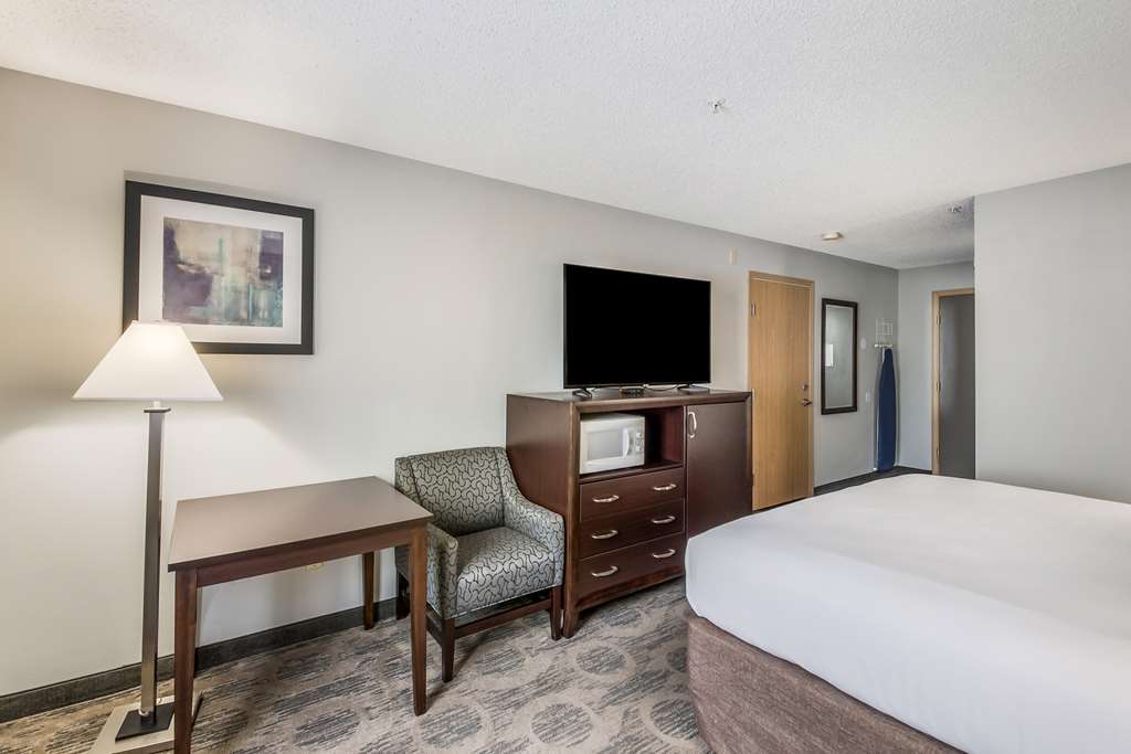 Red Lion Inn & Suites Sequim - photo 16