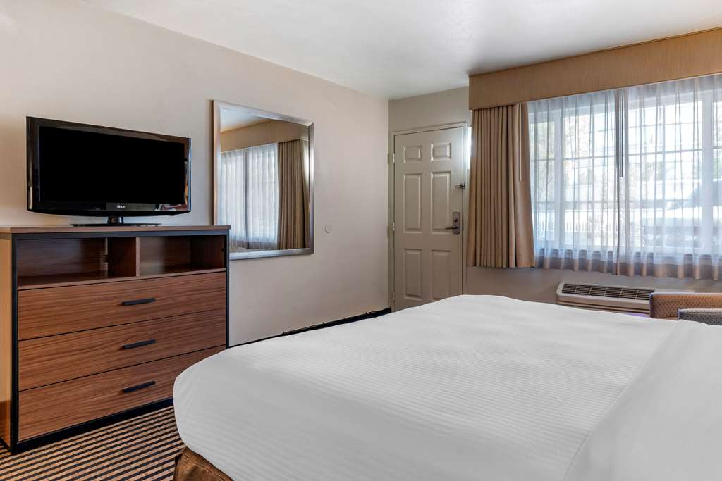 Best Western Town House Lodge - photo 11