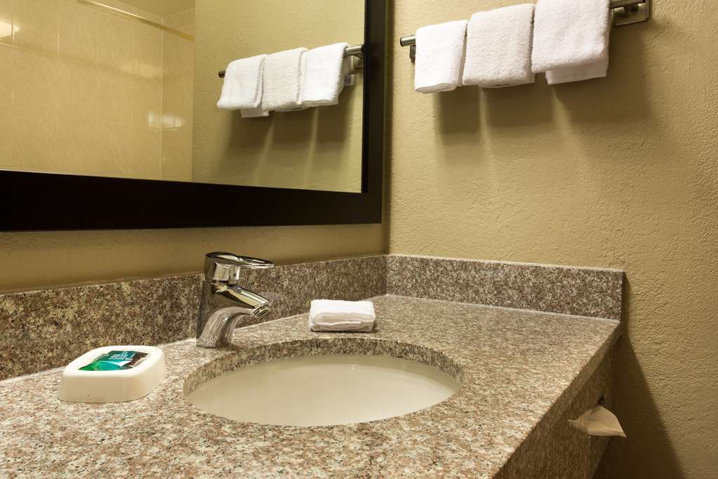 Drury Inn & Suites Cincinnati Sharonville - photo 15