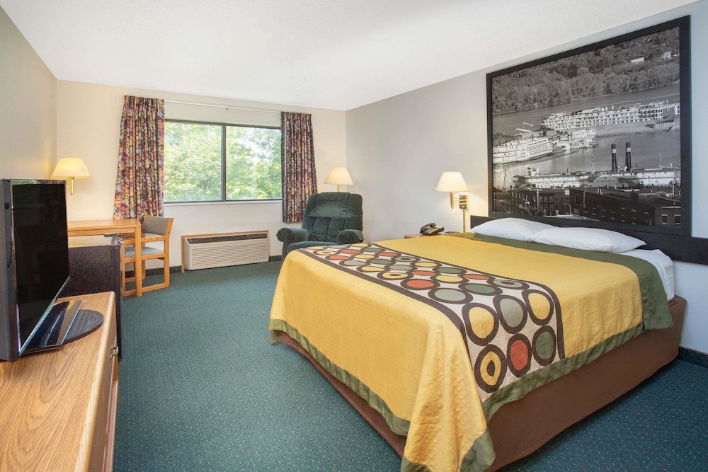 Super 8 by Wyndham Dewitt - photo 3