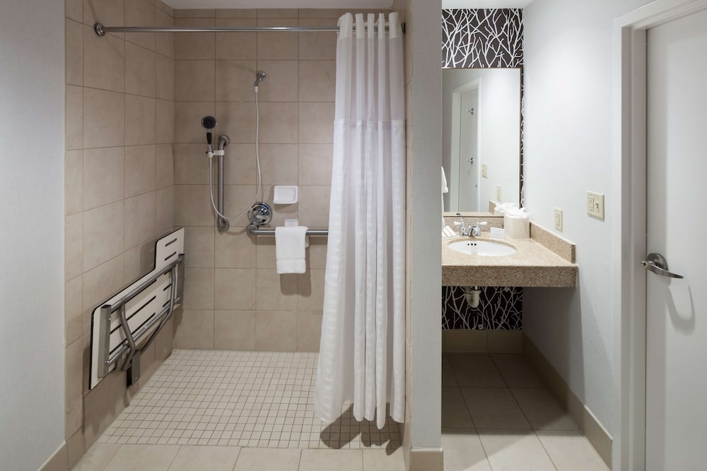 Hilton Garden Inn Frisco - photo 18
