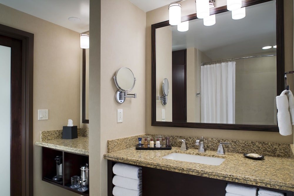 Sheraton Albuquerque Uptown - photo 12