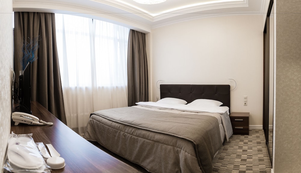Cherry hotel - carbon neutral hotel in Moscow