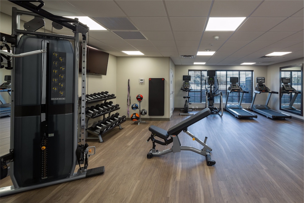 Staybridge Suites Phoenix Biltmore Area by IHG - photo 32