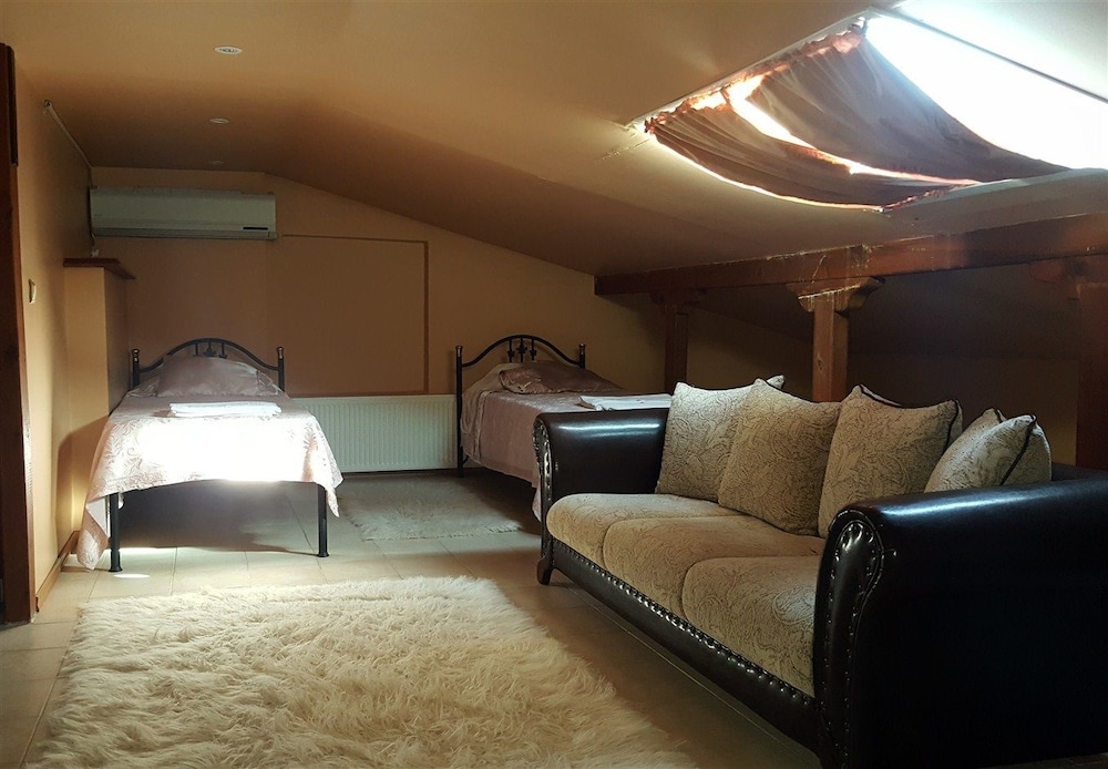 Cunda Beyaz Balina Hotel — Ayvalik — photo 4