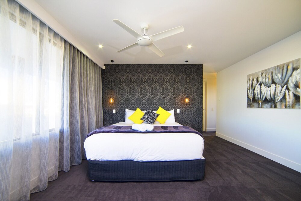 The Pinnacle @ Hope Island Resort — Hope Island — photo 3