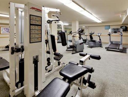 Hawthorn Suites by Wyndham Sacramento - photo 9